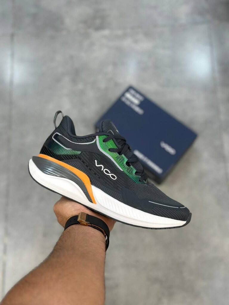 کتونی اسپرت مردانه VCO مدل Zoom 720 – سبک، راحت، مناسب پیاده‌روی و دویدن