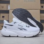 کفش اسپرت مردانه ساخت ویتنام | کفش وارداتی با کیفیت بالا و مناسب استفاده روزمره - Image 2